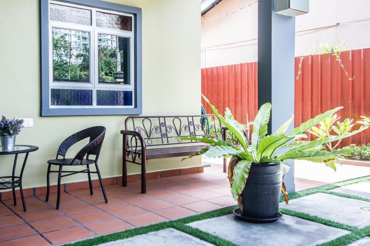 Explore 5Br Gardenhouse Retreats Butterworth Esterno foto