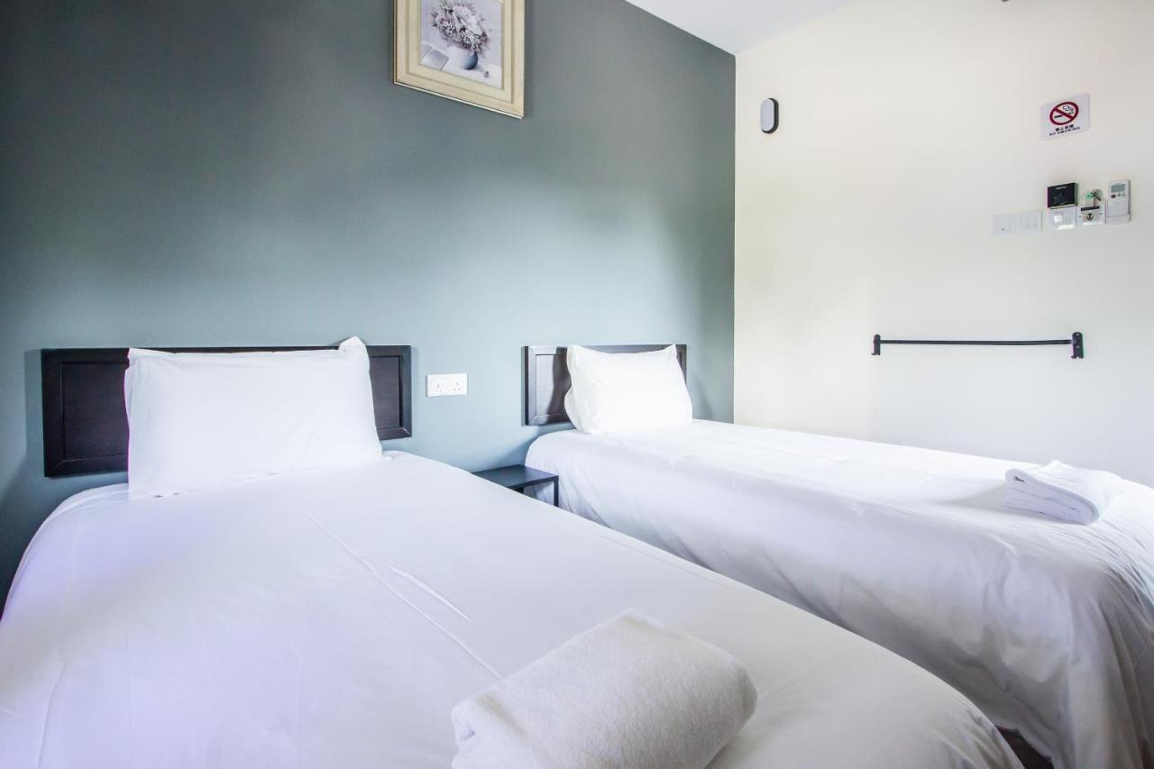 Explore 5Br Gardenhouse Retreats Butterworth Esterno foto