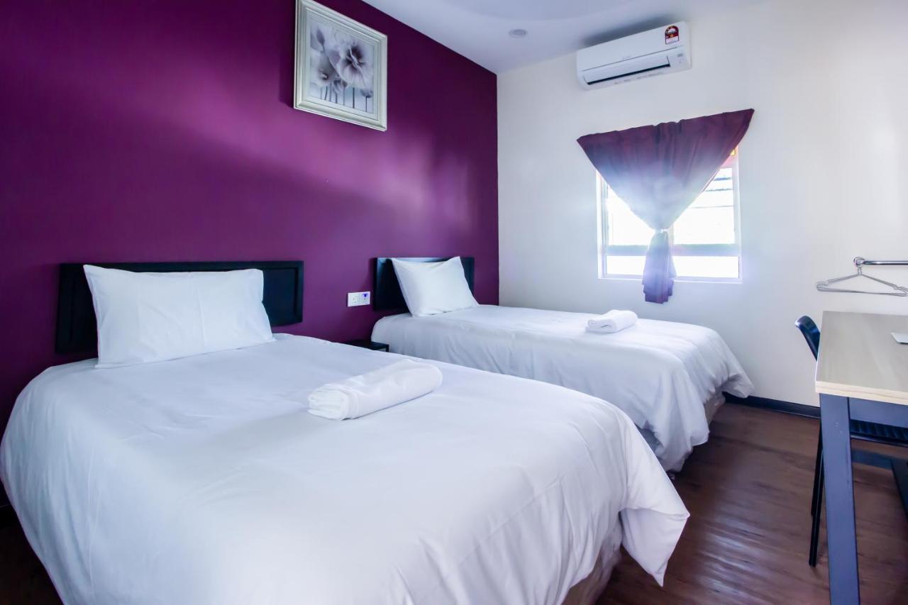 Explore 5Br Gardenhouse Retreats Butterworth Esterno foto