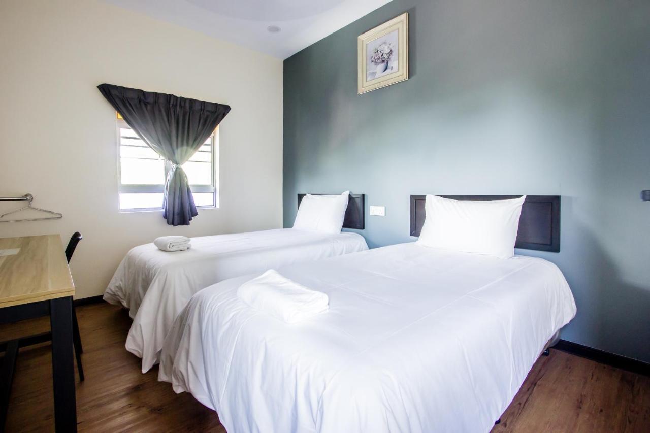 Explore 5Br Gardenhouse Retreats Butterworth Esterno foto