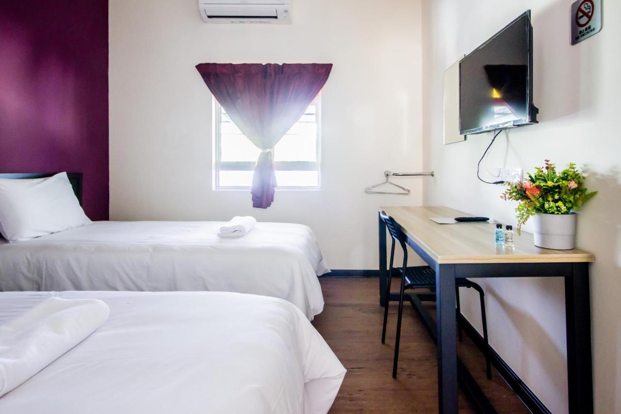 Explore 5Br Gardenhouse Retreats Butterworth Esterno foto