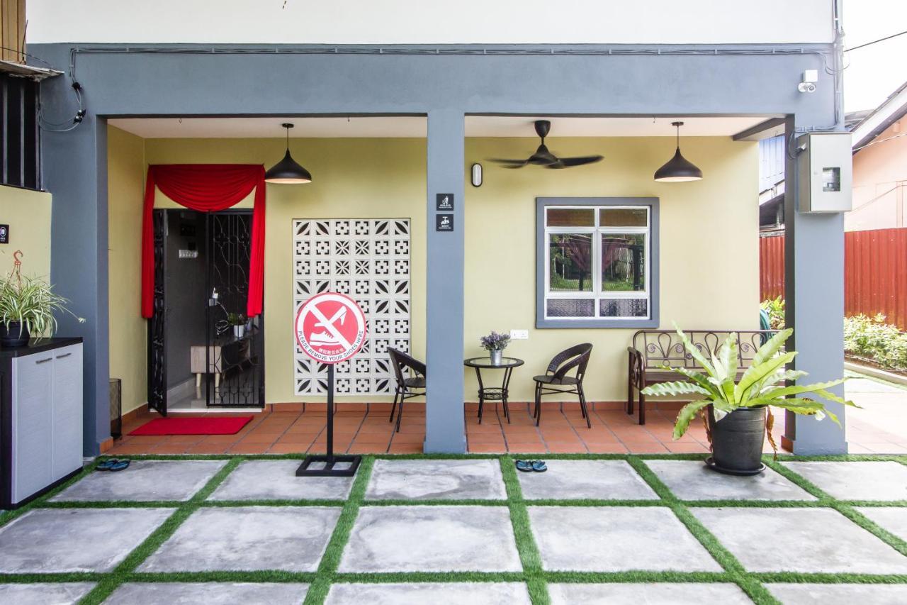 Explore 5Br Gardenhouse Retreats Butterworth Esterno foto